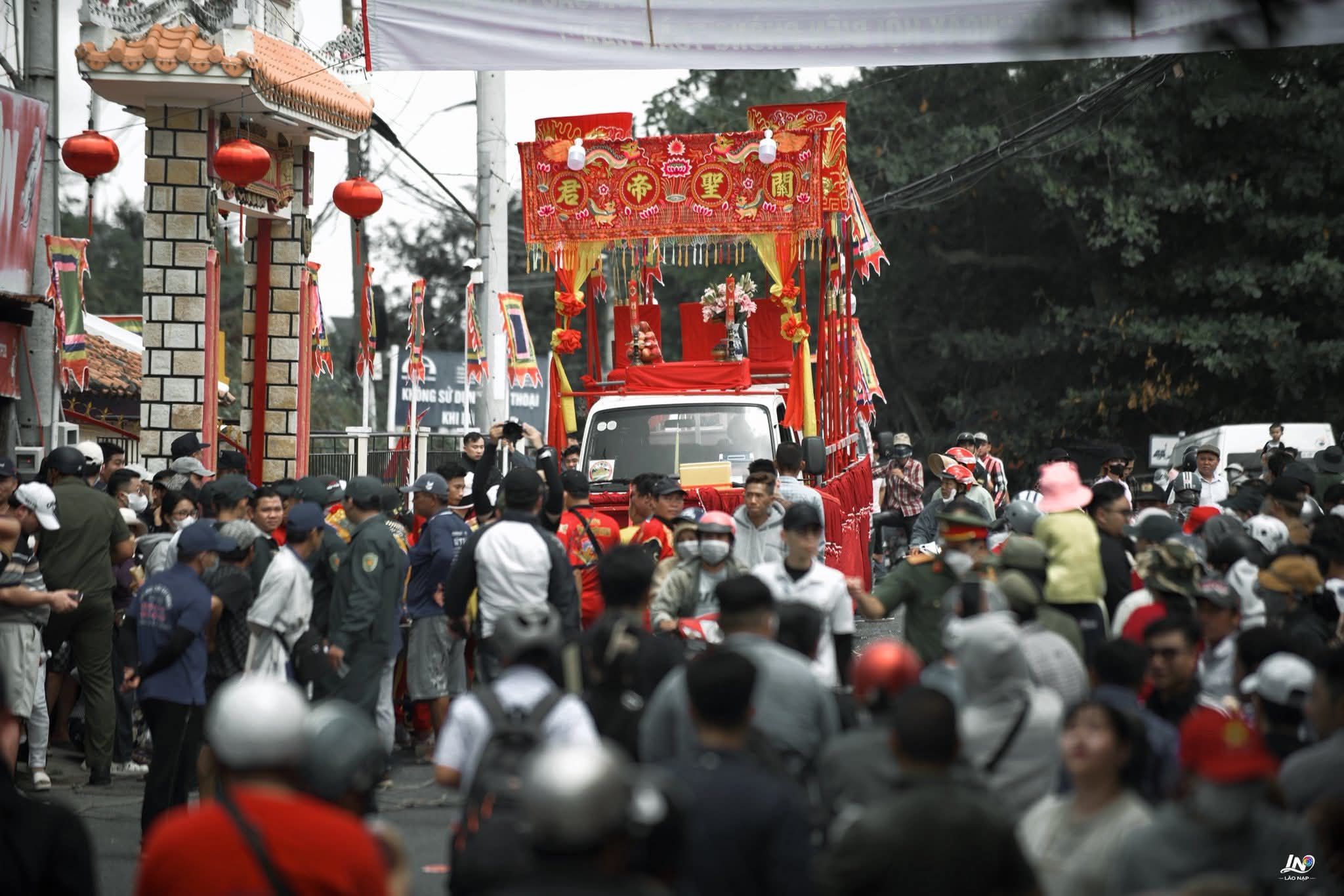 Lễ Nghinh Ông - Núi Sam, Châu Đốc, An Giang
